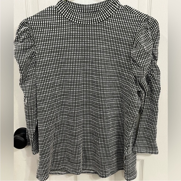 Tops - Cute mock top greenish color